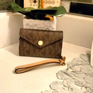 Michael kors wallet plus iPhone holder